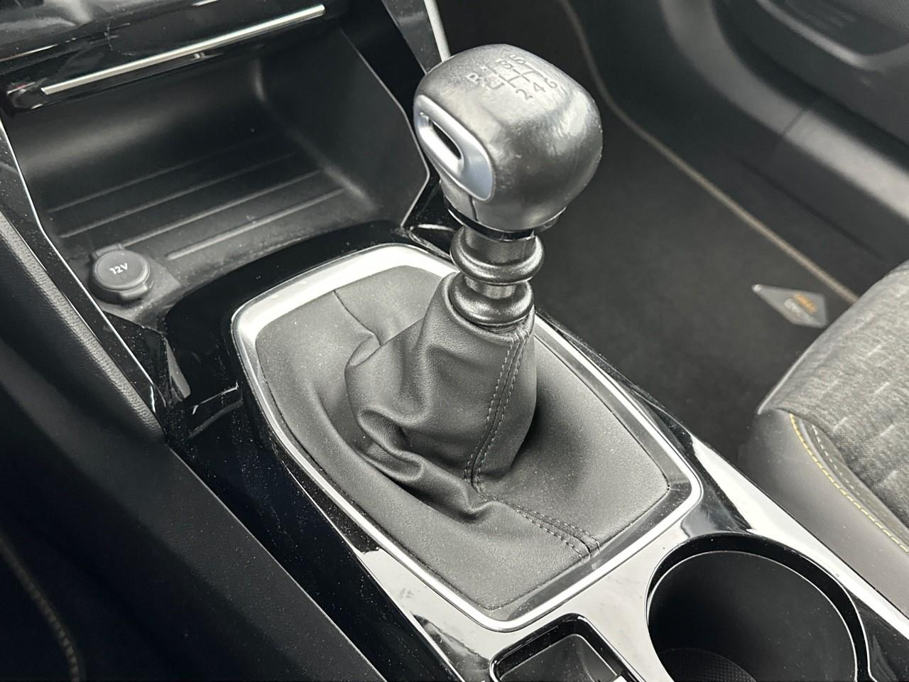 Peugeot 2008 puretech 130 s&s bvm6 roadtrip — photo 31
