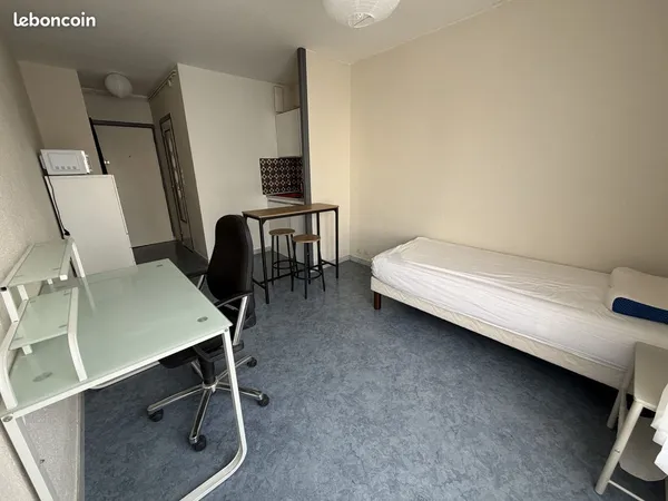 Studio meublé