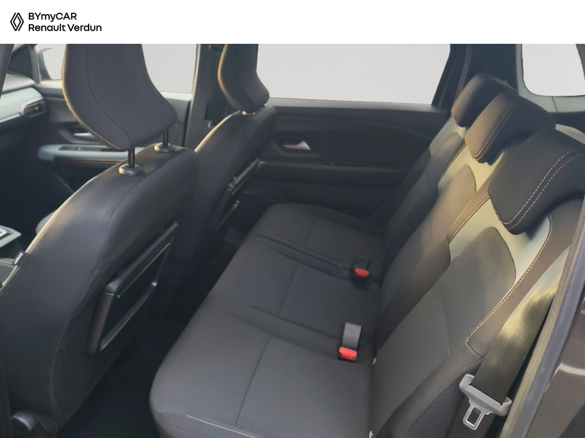 Dacia Jogger Hybrid 155 5 pl — photo 12