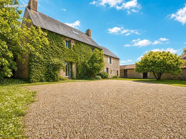 Maison 6 pièces 290 m²