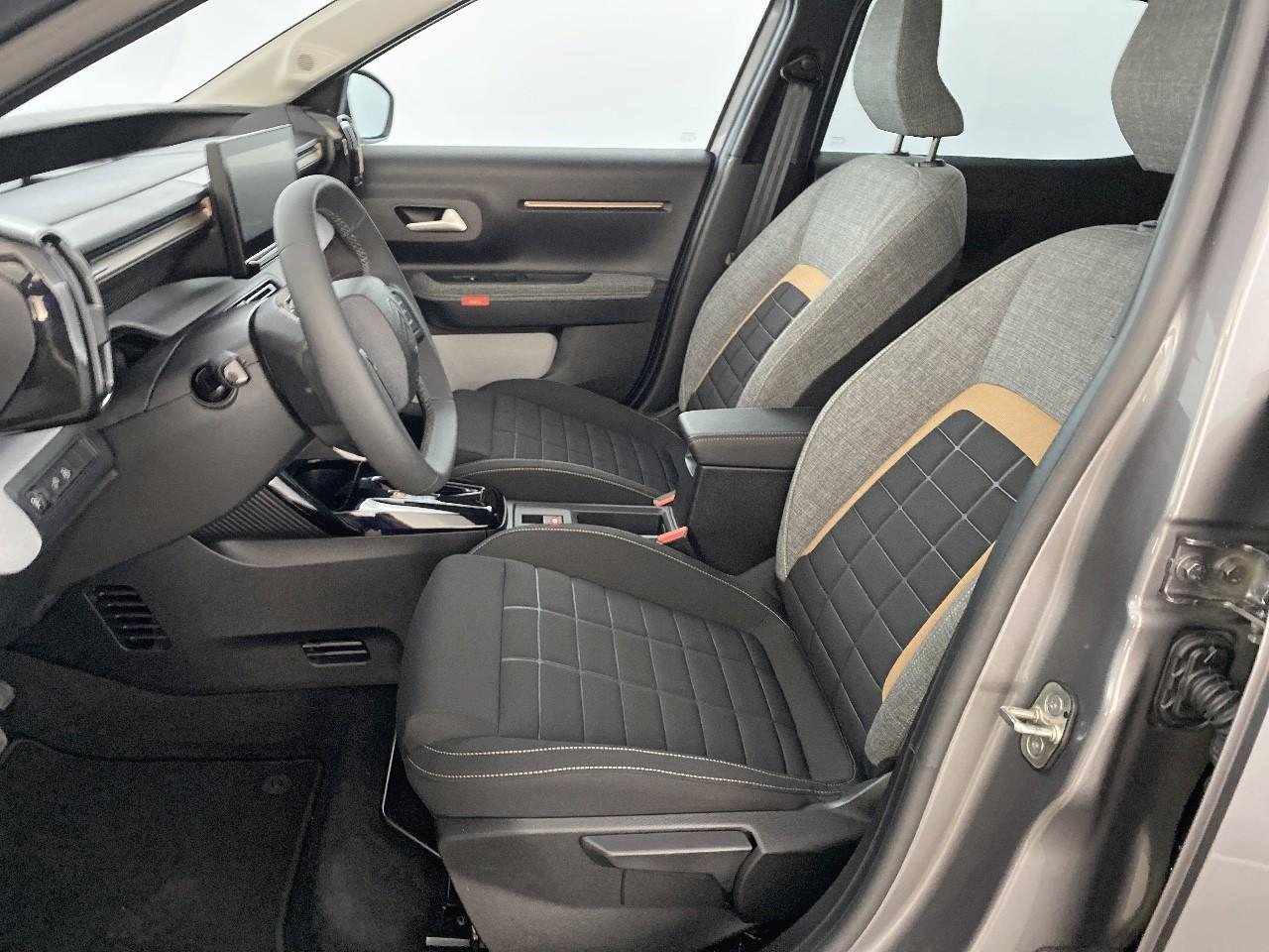 Citroën C3 Aircross hybride 145 ch aut plus — photo 9