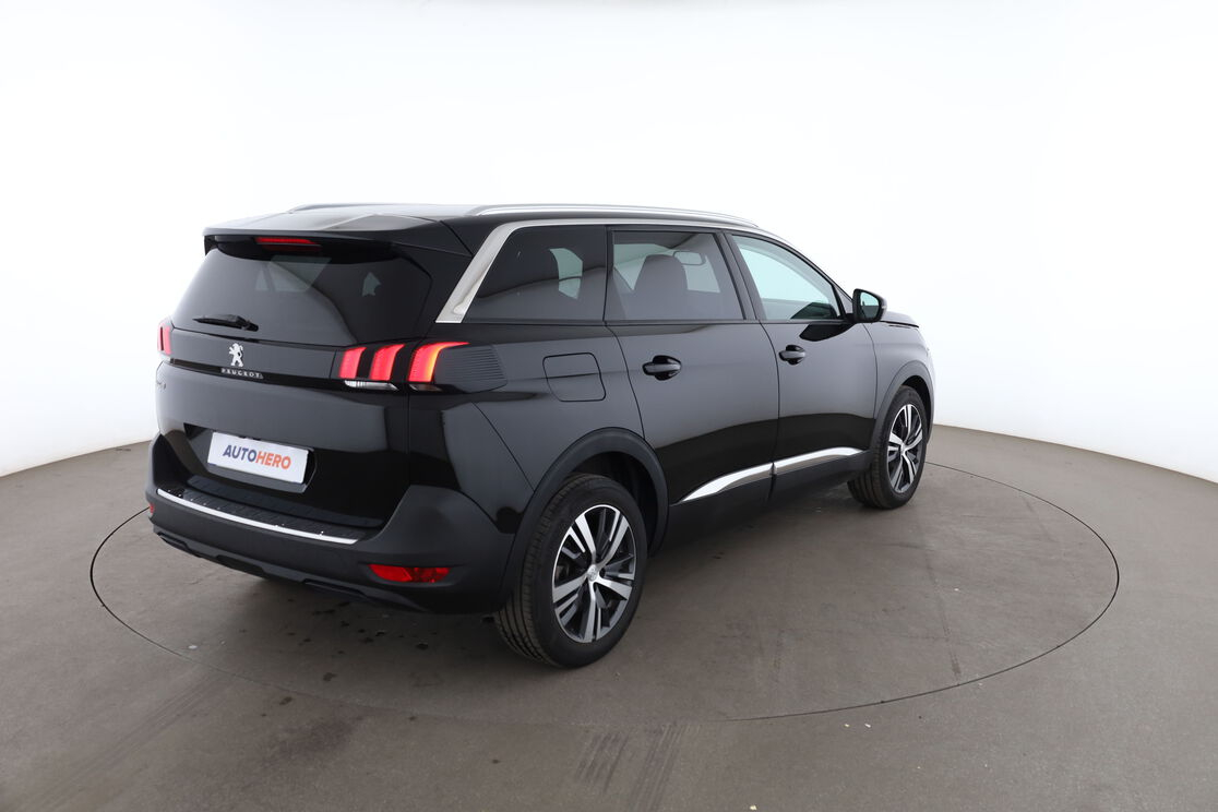 Peugeot 5008 1.5 Blue-HDi Allure Pack — photo 5