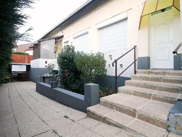 Maison Lens proche A21 et centre ville - 8 pièce(s) 152.5 m2