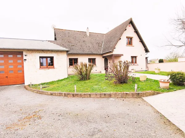 Maison 10 pièces 386 m²