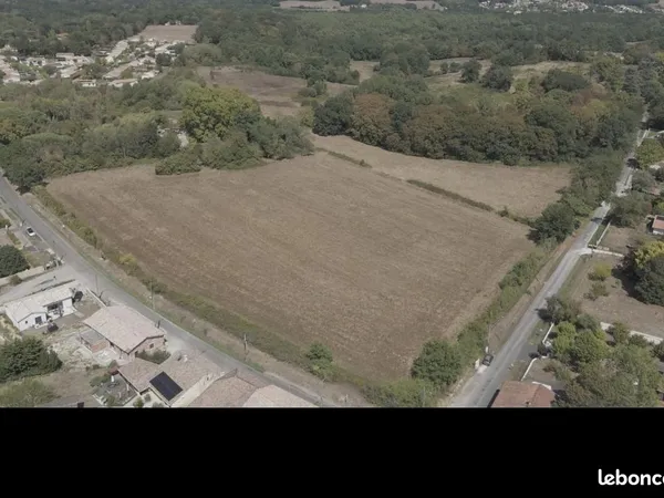 Terrain 206 m² Le Pout