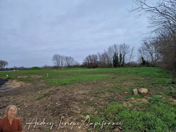 Terrain 573 m²