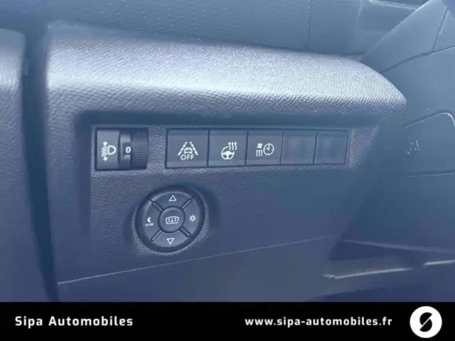 Citroën C4 e- 136 ch automatique — photo 9