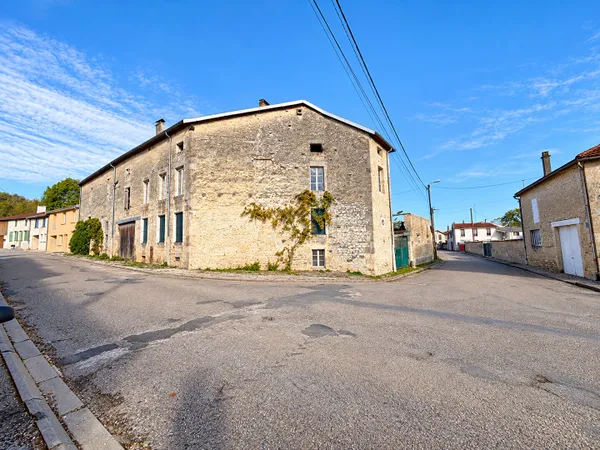 JOINVILLE ? 268 m² de potentiel sur une parcelle de 784 m² !