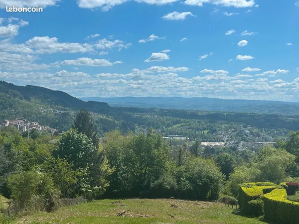 Terrain 2078 m² THIERS