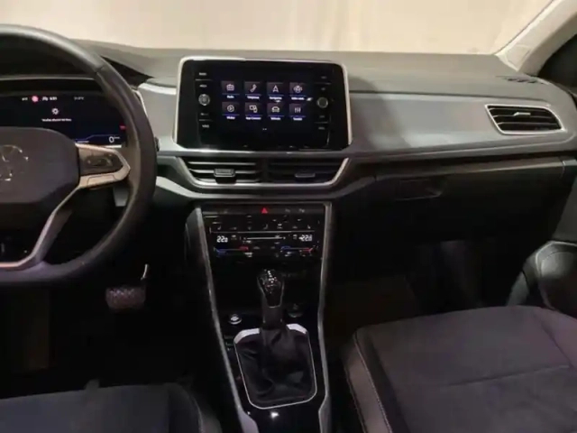 Volkswagen T-Roc 1.5 tsi evo2 150 start/stop dsg7 style edition — photo 10