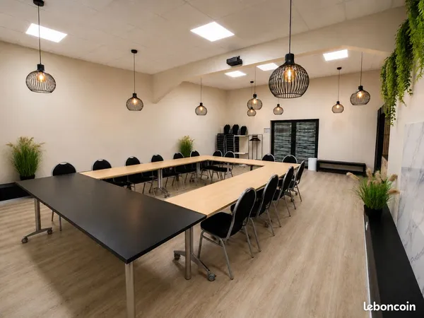 Bureau 56 m² meublé et équipé - Saint-Marcellin