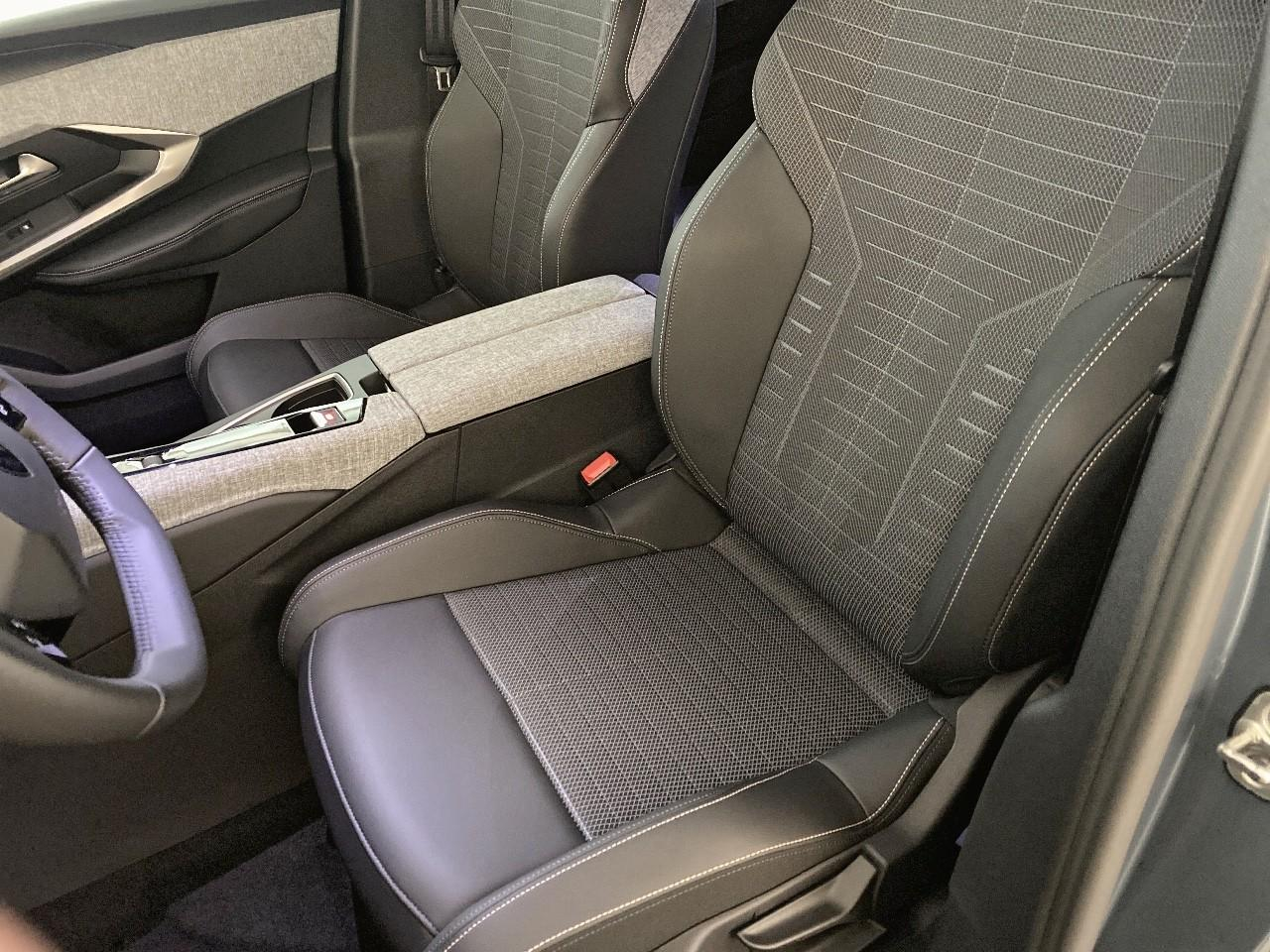 Peugeot 3008 electrique 210 ch 73 kwh allure — photo 9