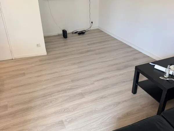 À LOUER - T2 MEUBLÉ DE 51 m² - CERGY-LE-HAUT