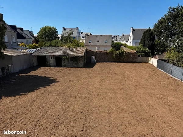 Terrain 750 m² PLONEOUR LANVERN