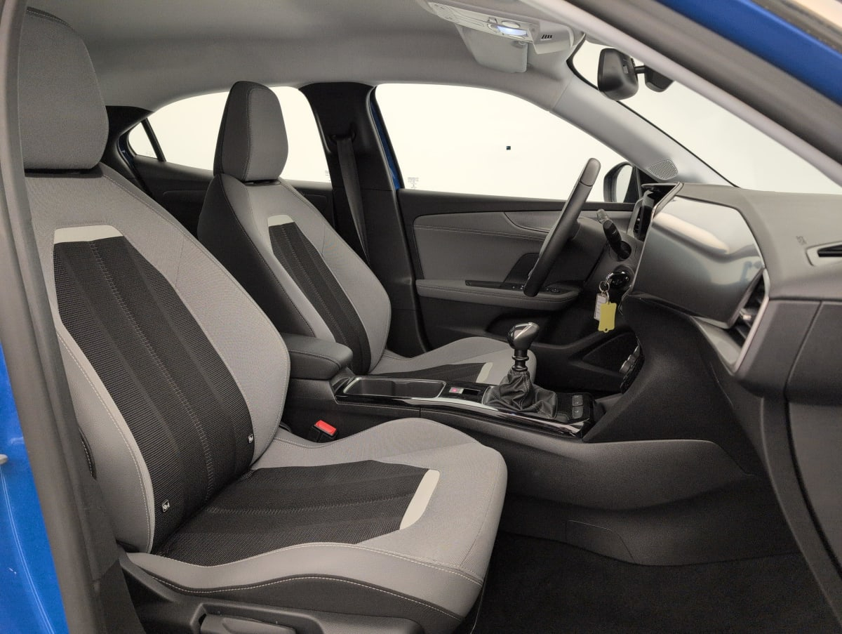 Opel Mokka — photo 9
