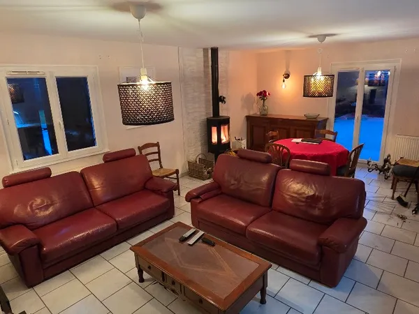 Vends maison 174m² 8 pièces avec piscine à 20mn du centre de Dijon