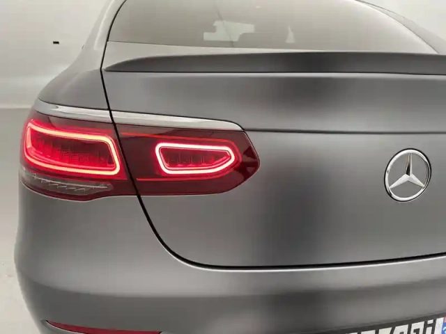 Mercedes Glc coupé 300 de 9g-tronic 4matic — photo 33