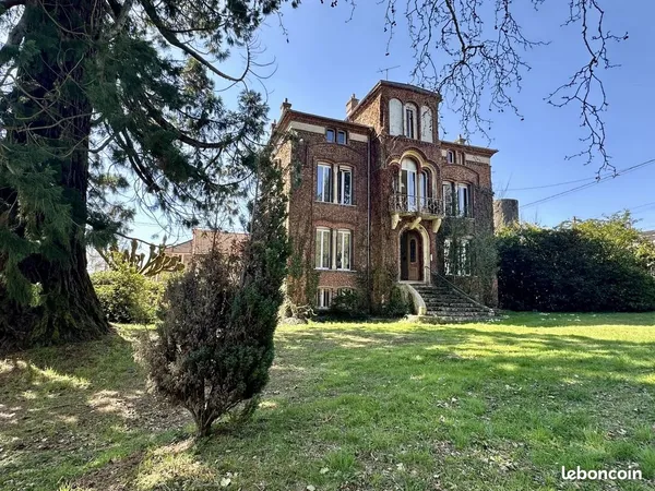 Propriété 13 pièces 230 m²