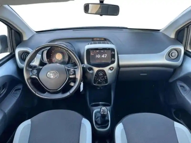Toyota Aygo 1.0 vvt-i 69ch x-play 5p — photo 10