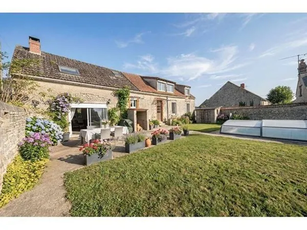 Maison 6 pièces 160 m²