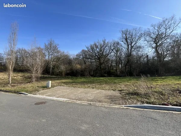 Terrain 940 m² Salleboeuf