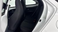 Toyota Aygo X 1.0 VVT-i 72ch Dynamic MY23 — photo 13