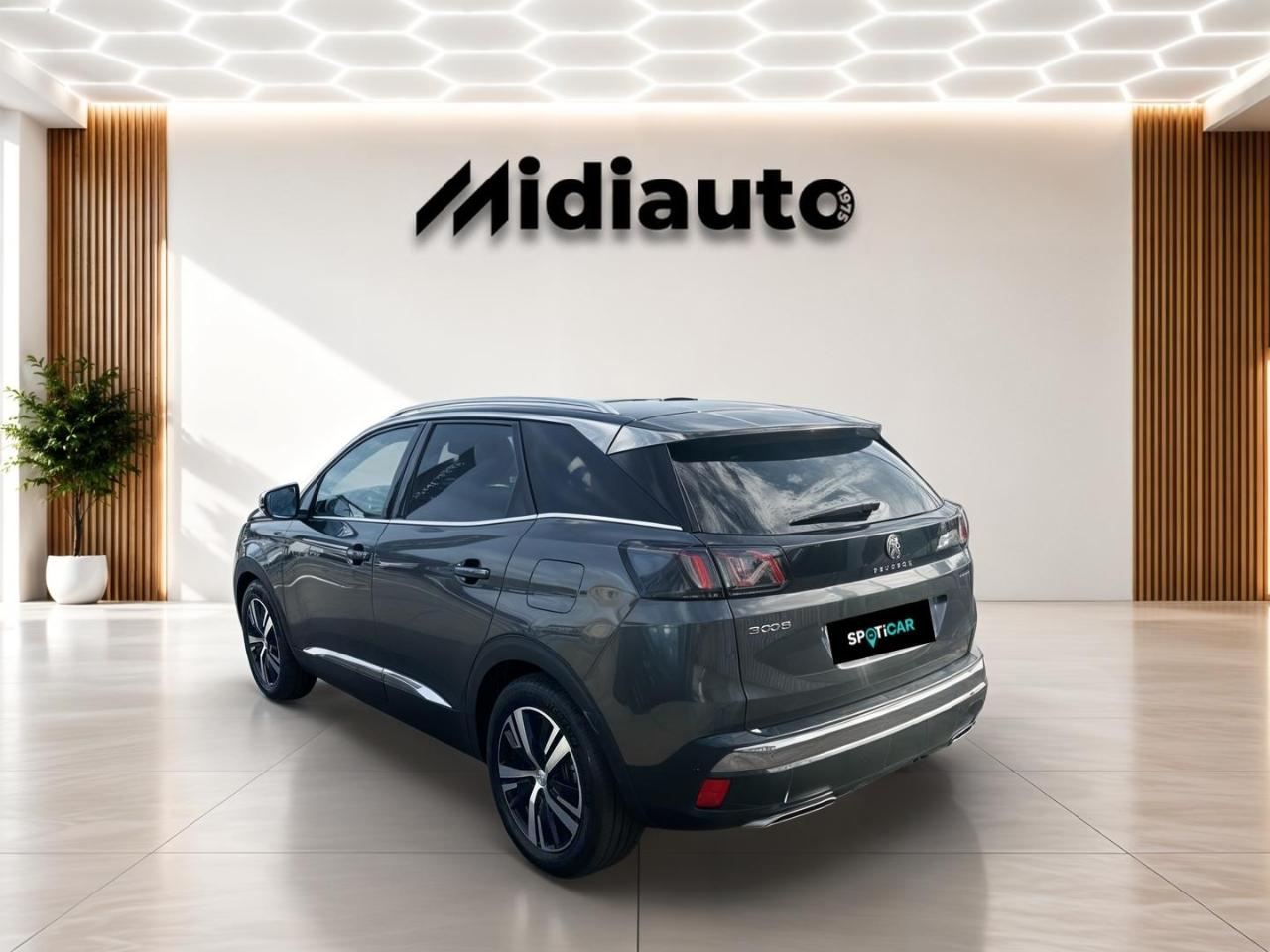 Peugeot 3008 plug-in hybrid 225 gt e-eat8 + toit ouvrant / char — photo 3