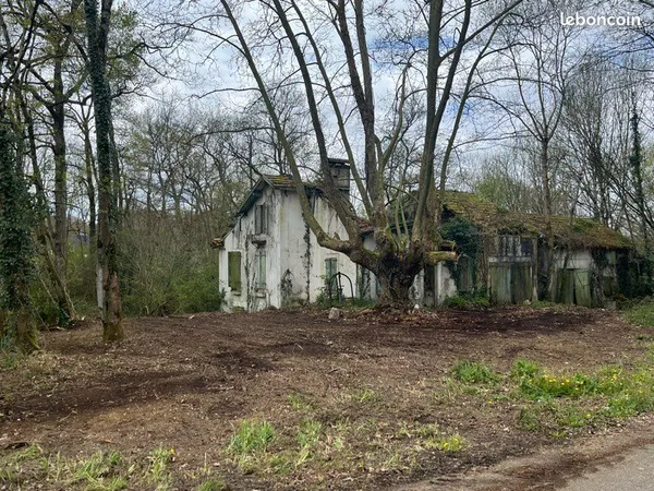 Ancienne maison à réhabiliter