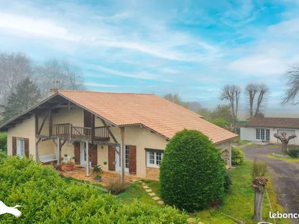 Maison 5 pièces 160 m²