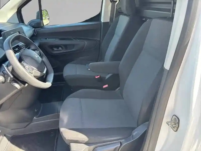 Peugeot Partner fourgon standard 650 kg bluehdi 130 s&amp;s eat8 — photo 11