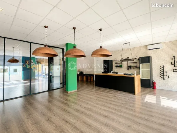 Local commercial 100 m²