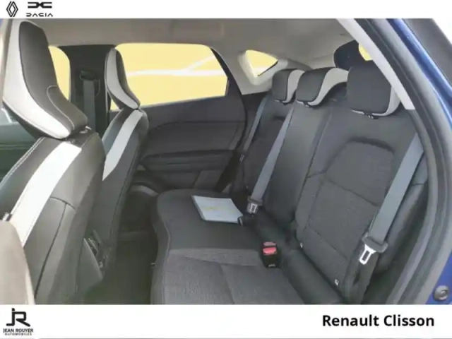 Renault Captur tce 90ch techno + full screen — photo 4