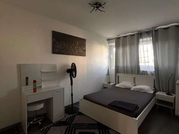 Appartement avec balcon très calme