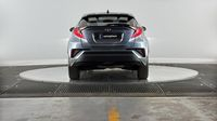 Toyota C-Hr 122h Graphic 2WD E-CVT MC19 — photo 6
