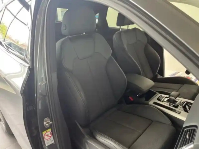 Audi Q5 sportback 50 tfsi e 299ch s line quattro s tronic 7 — photo 9