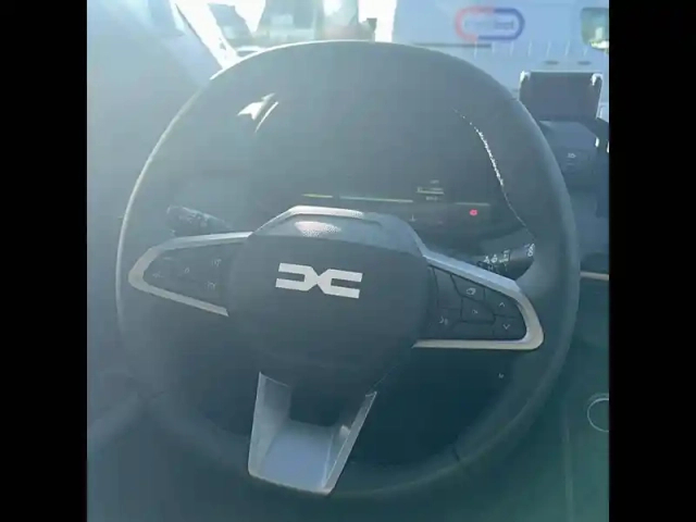 Dacia Sandero eco-g 120 auto — photo 43