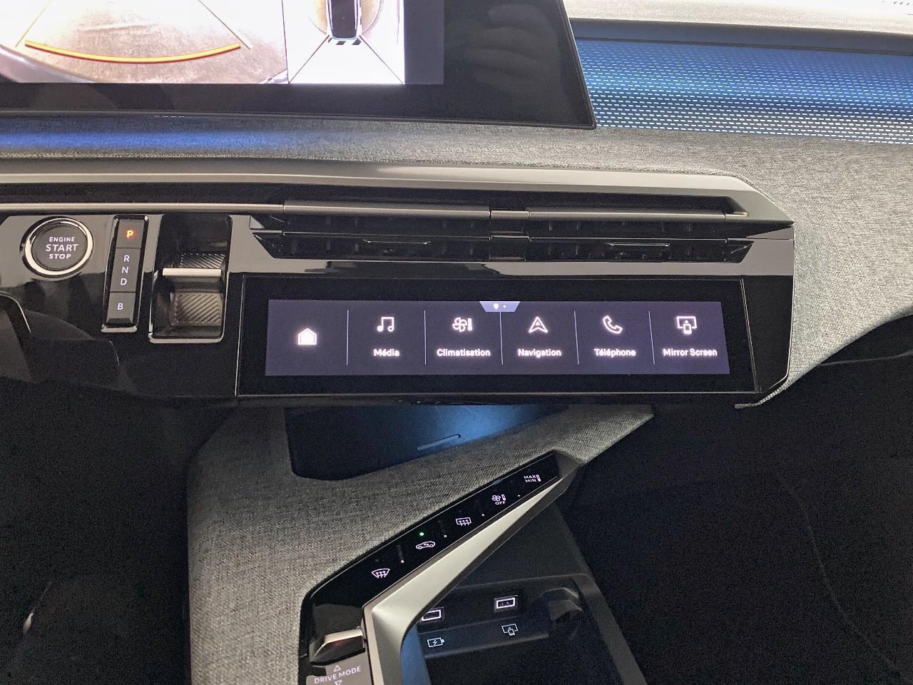 Peugeot 3008 plug-in hybrid 195 e-dcs7 gt — photo 17