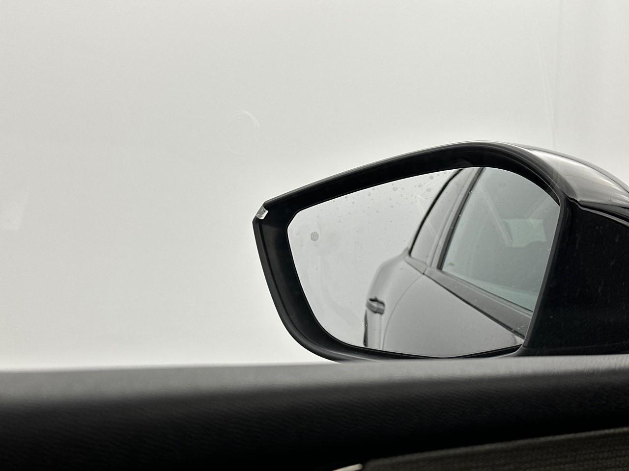Citroën C5 X puretech 180 s&s eat8 shine — photo 15