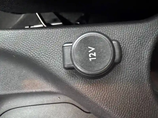 Peugeot 2008 puretech 130 s&amp;s bvm6 — photo 22