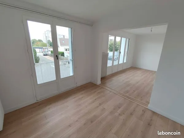 Appartement T5 : 3 chambres - Séjour - Salle à manger