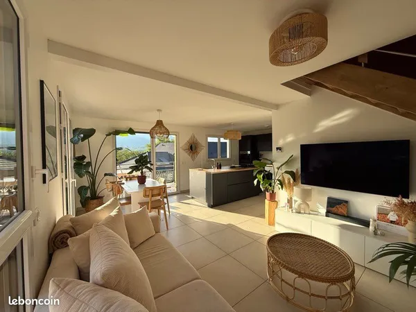 Vends appartement T3 Duplex