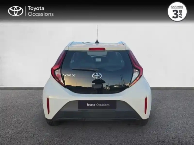 Toyota Aygo X 1.0 vvt-i 72ch dynamic my23 — photo 6