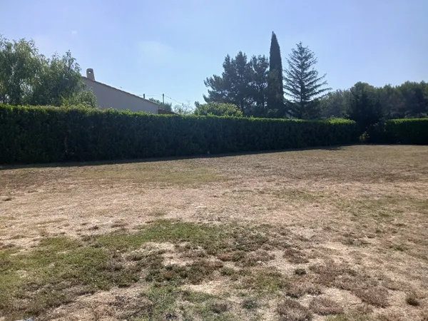 Terrain 949 m²