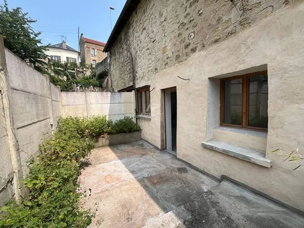 Local commercial 90 m²
