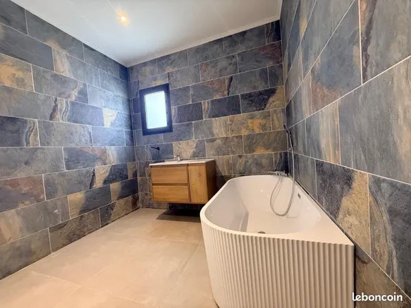 Location maison longue durée 100m2