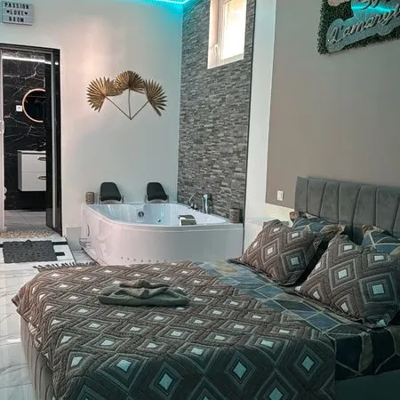 Investissement clé en main - 2 suites spa - béziers centre -