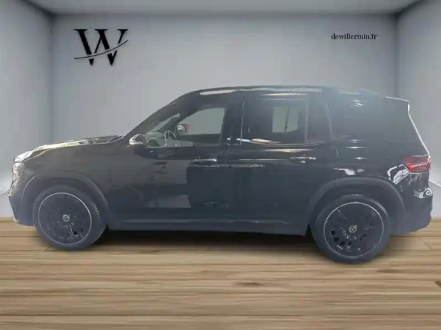 Mercedes Glb 200 d amg line — photo 31