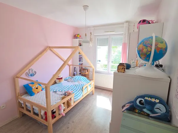 Appartement T3 - Dernier étage avec ascenseur - Garage double (inclus dans le prix)