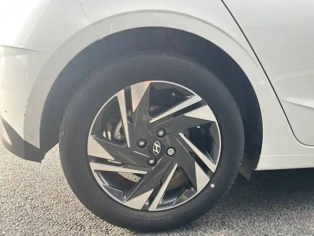 Hyundai I20 1.0 t-gdi 100 hybrid 48v — photo 73