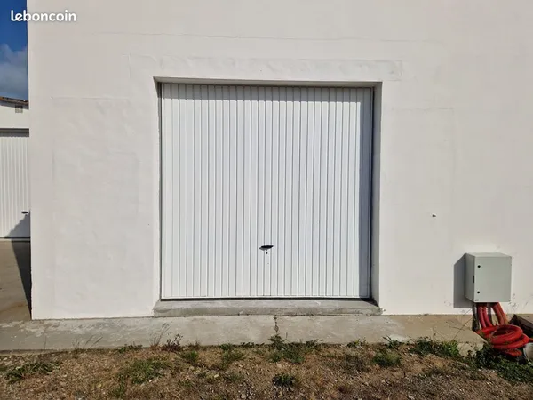 Parking/Garage/Box 33 m²